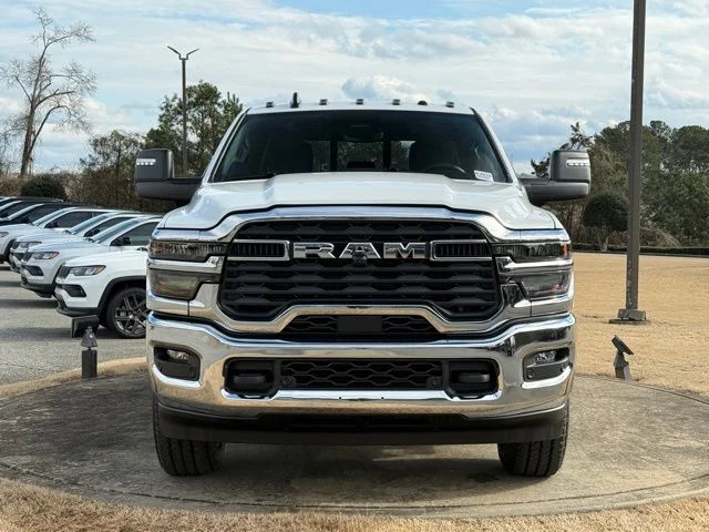 New 2026 Bright White Clear-Coat Exterior Paint RAM Tradesman image 2