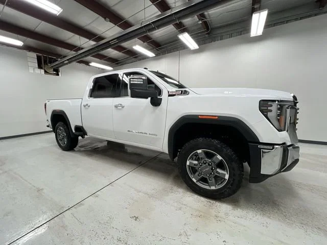 2026 GMC Sierra 2500HD SLT - Photo 9