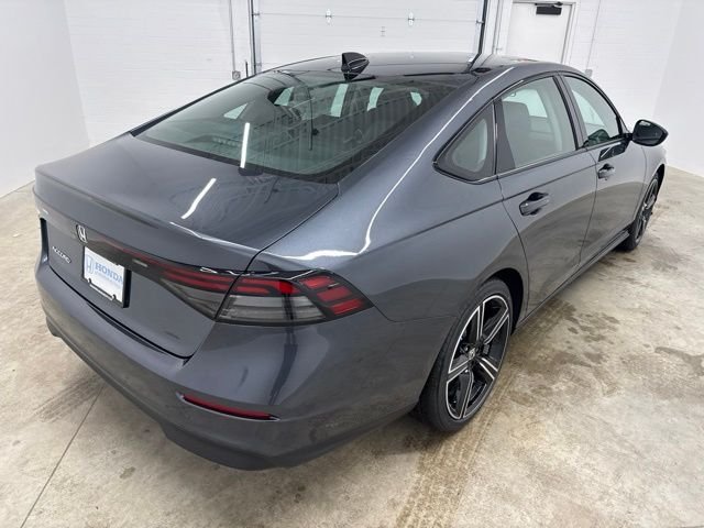 New 2026 Meteorite Gray Metallic Honda SE image 5