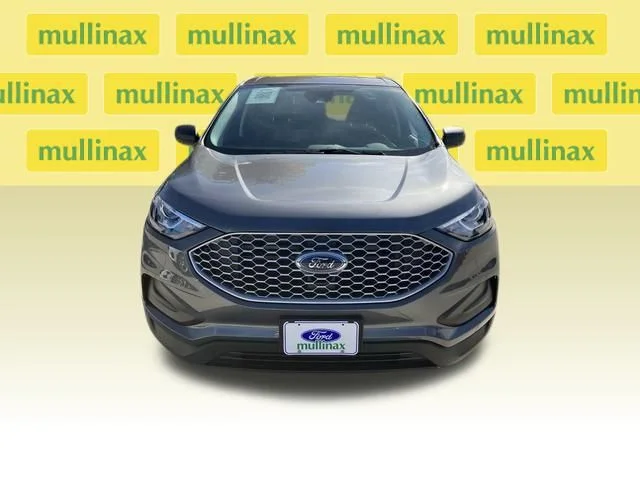 New 2024 Gray Ford SE image 17