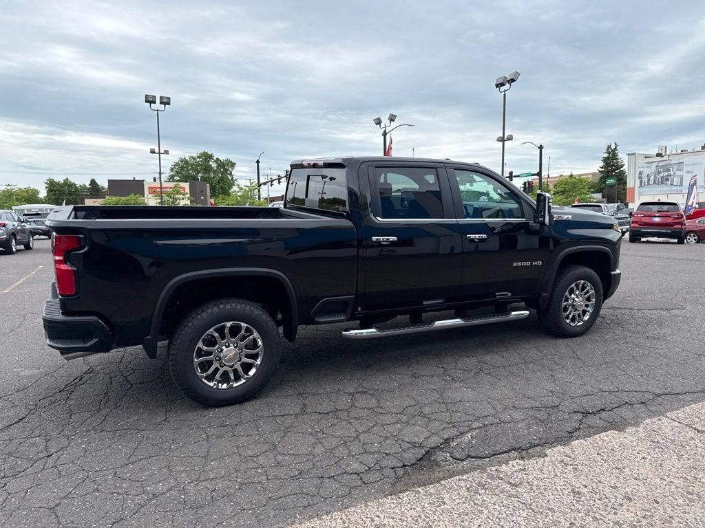 New 2026 Black Chevrolet LT image 9