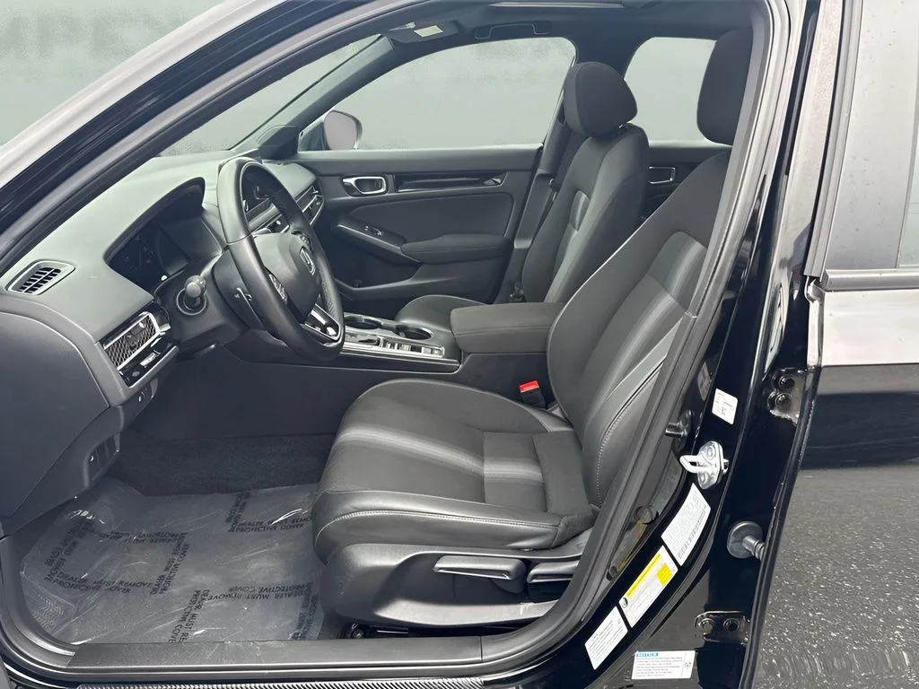 Used 2025 Black Honda Sport image 5