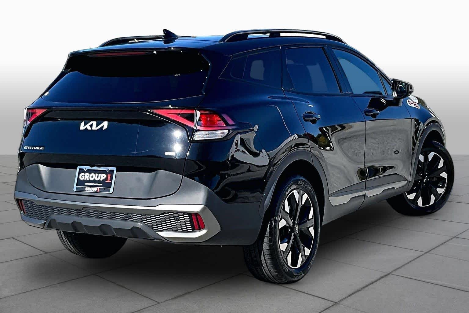 Used 2023 Ebony Black Kia X-Line image 13