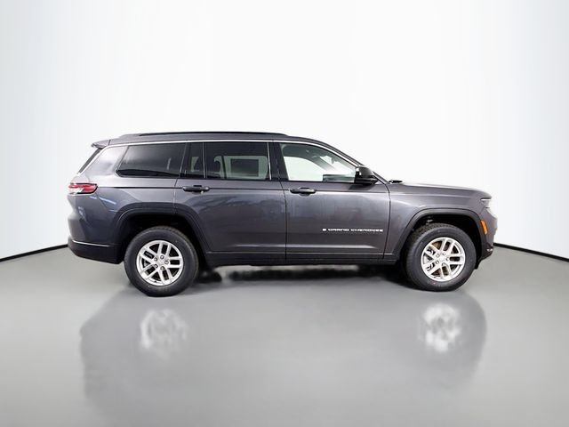 New 2025 Baltic Gray Metallic Clear-Coat Exterior Paint Jeep Laredo image 8