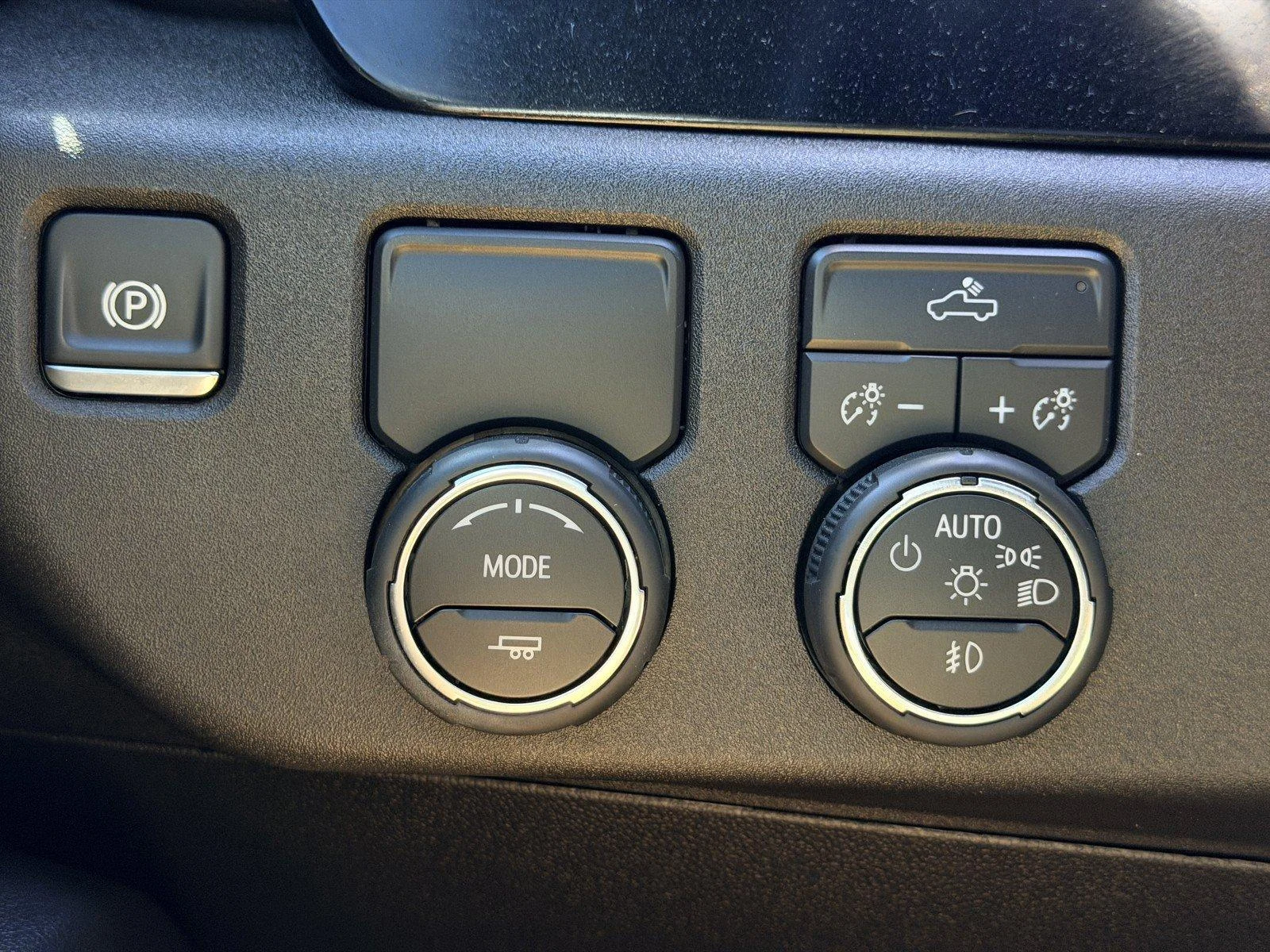 Used 2024 Slate Gray Metallic Chevrolet RST image 25