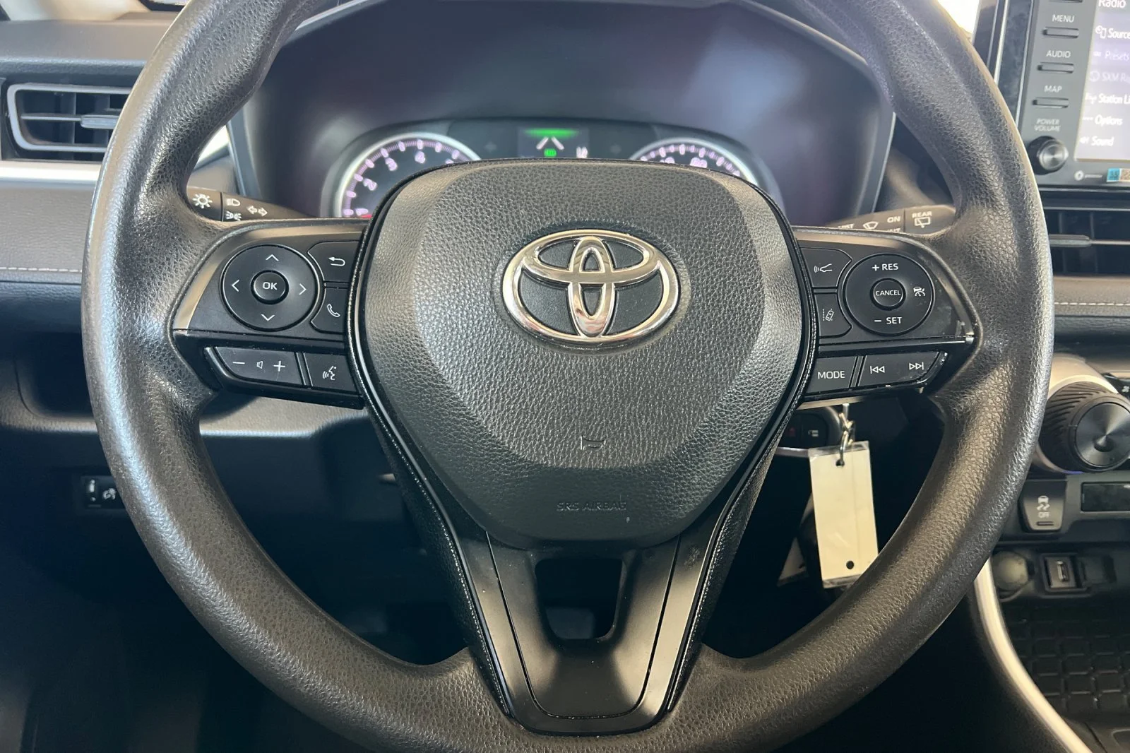 Certified Used 2021 White Toyota LE image 22