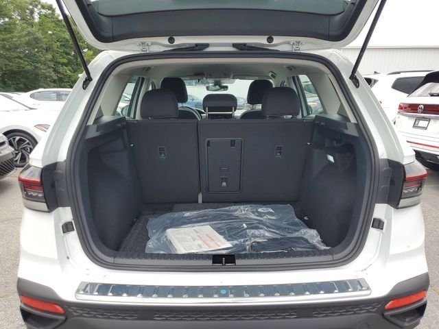 New 2026 White Volkswagen 1.5T S image 14
