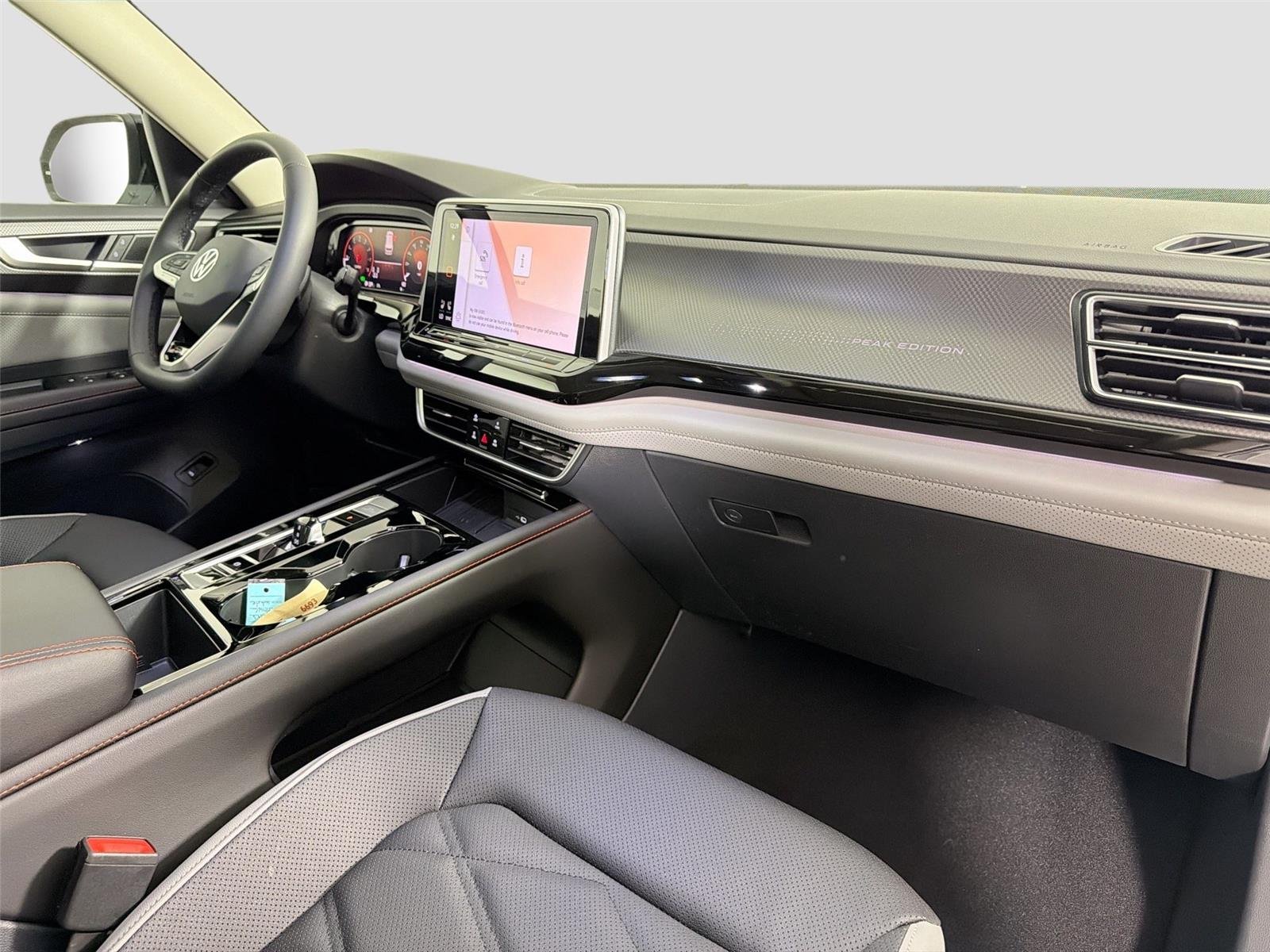New 2026 Opal White Pearl Volkswagen 2.0T Peak Edition image 29
