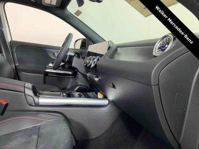 New 2025 Polar White Mercedes-Benz GLA 250 image 82
