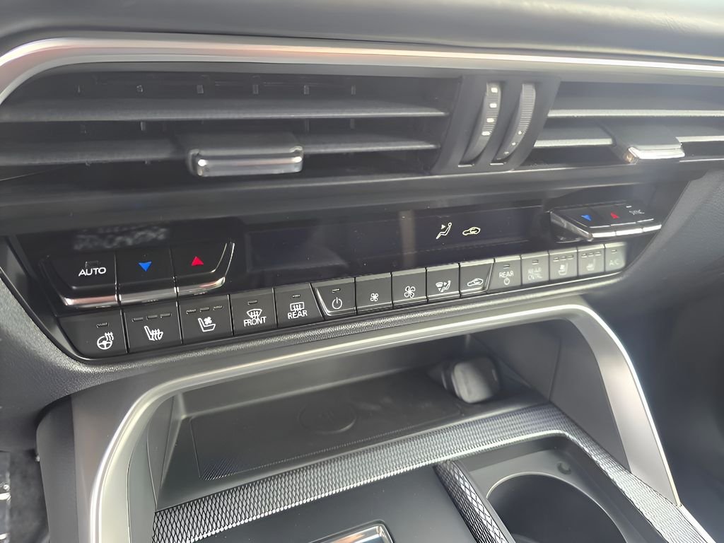 Used 2025 Rhodium White Premium Mazda Premium Plus Package image 15