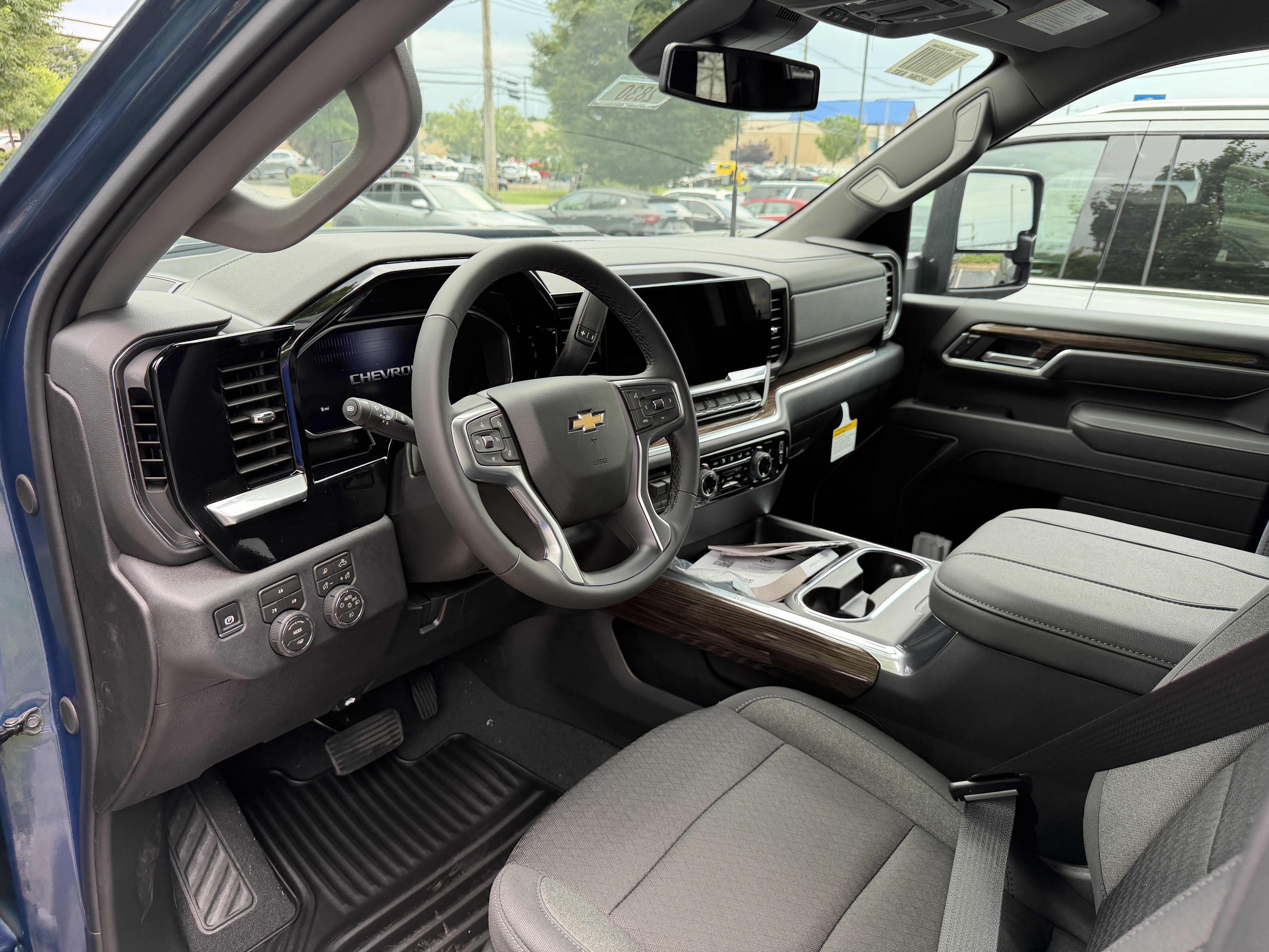 2026 Chevrolet Silverado 2500 HD LT - Photo 12