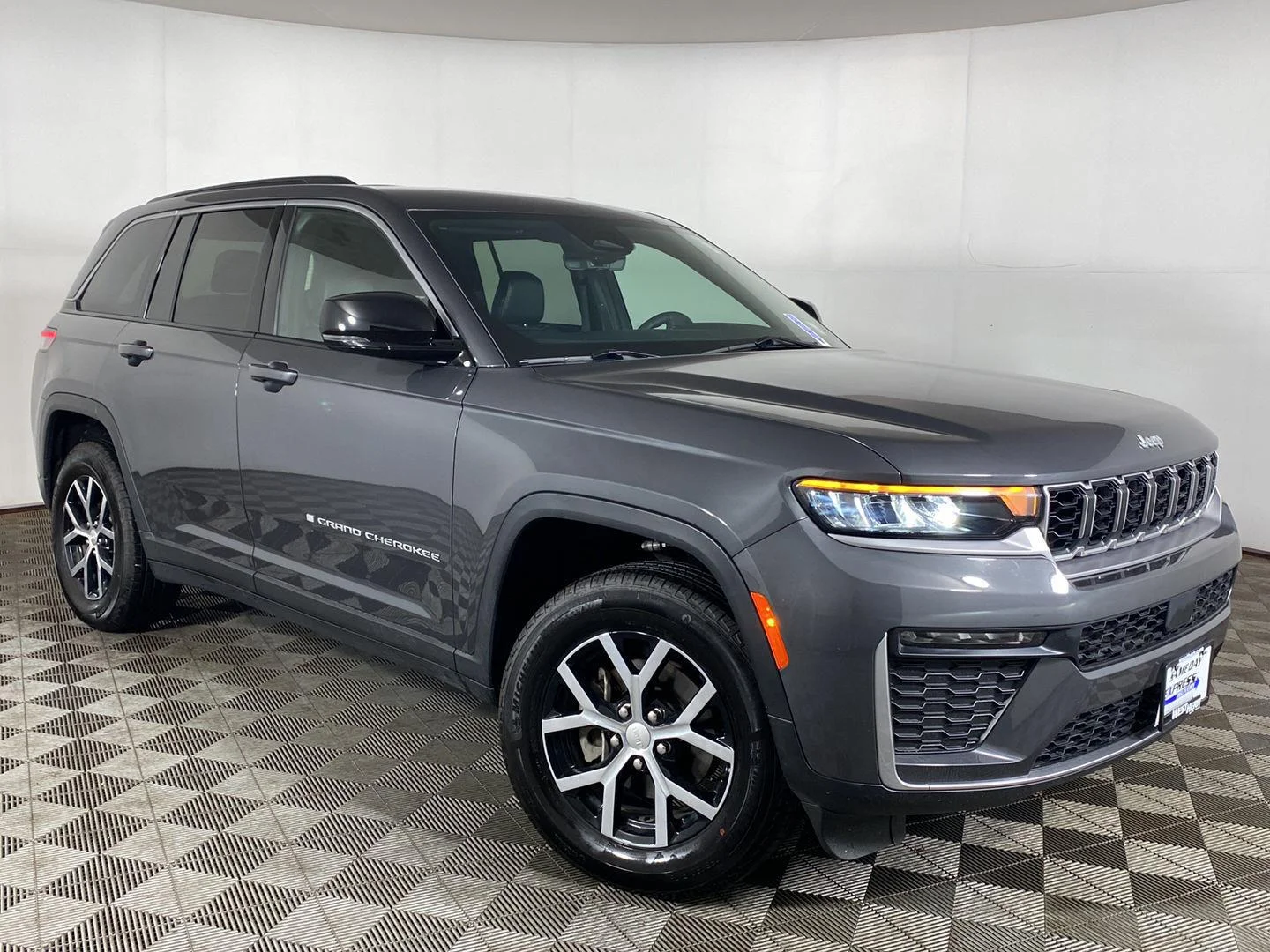 Used 2026 Baltic Gray Metallic Clearcoat Jeep Limited image 1