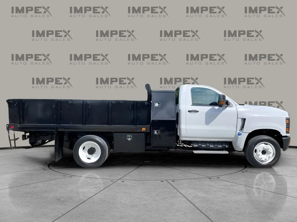 Used 2022 White Chevrolet Work Truck image 5