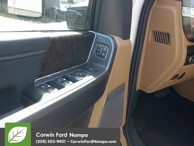 2025 Ford F-350 Super Duty Lariat - Photo 13