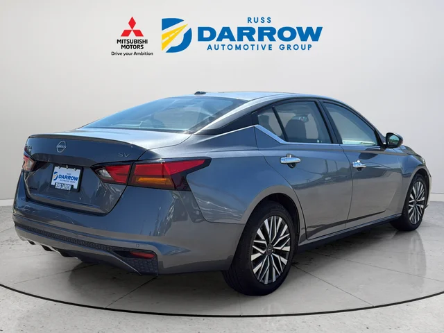 Used 2024 Gray Nissan 2.5 SV image 5