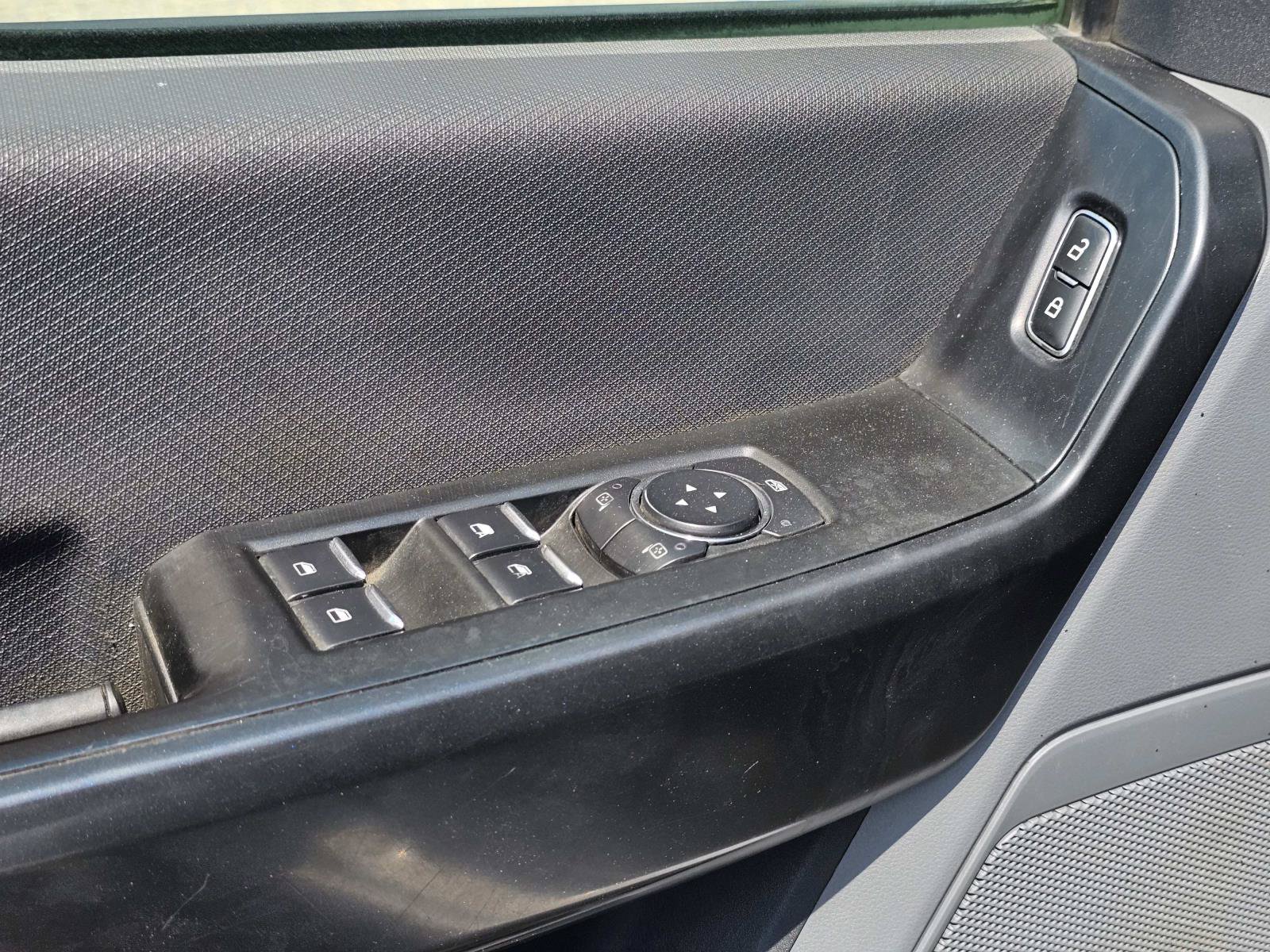 Used 2021 White Ford XL image 15