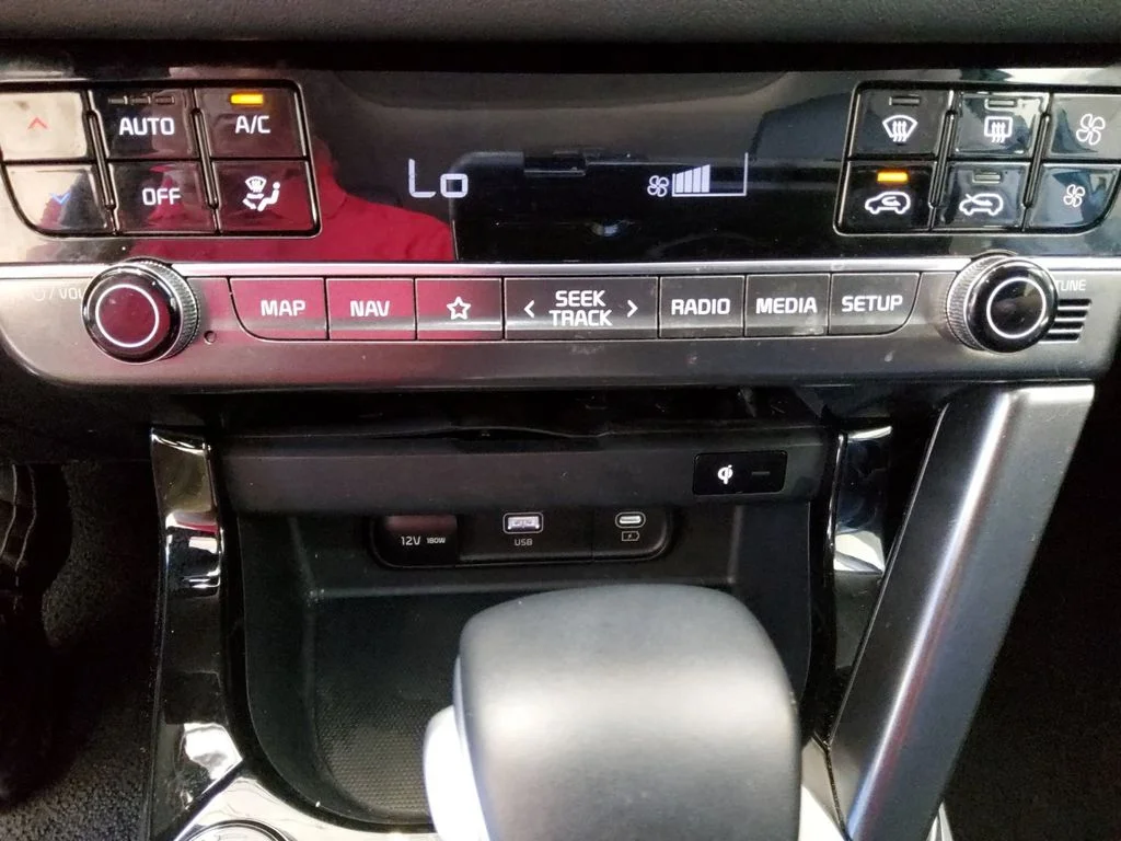 Certified Used 2024 Blue Kia SX image 29