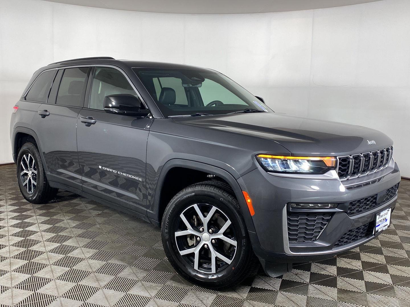 Used 2026 Baltic Gray Metallic Clearcoat Jeep Limited image 1