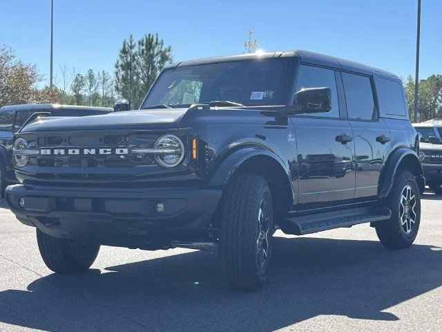 New 2026 Black Ford Outer Banks image 6