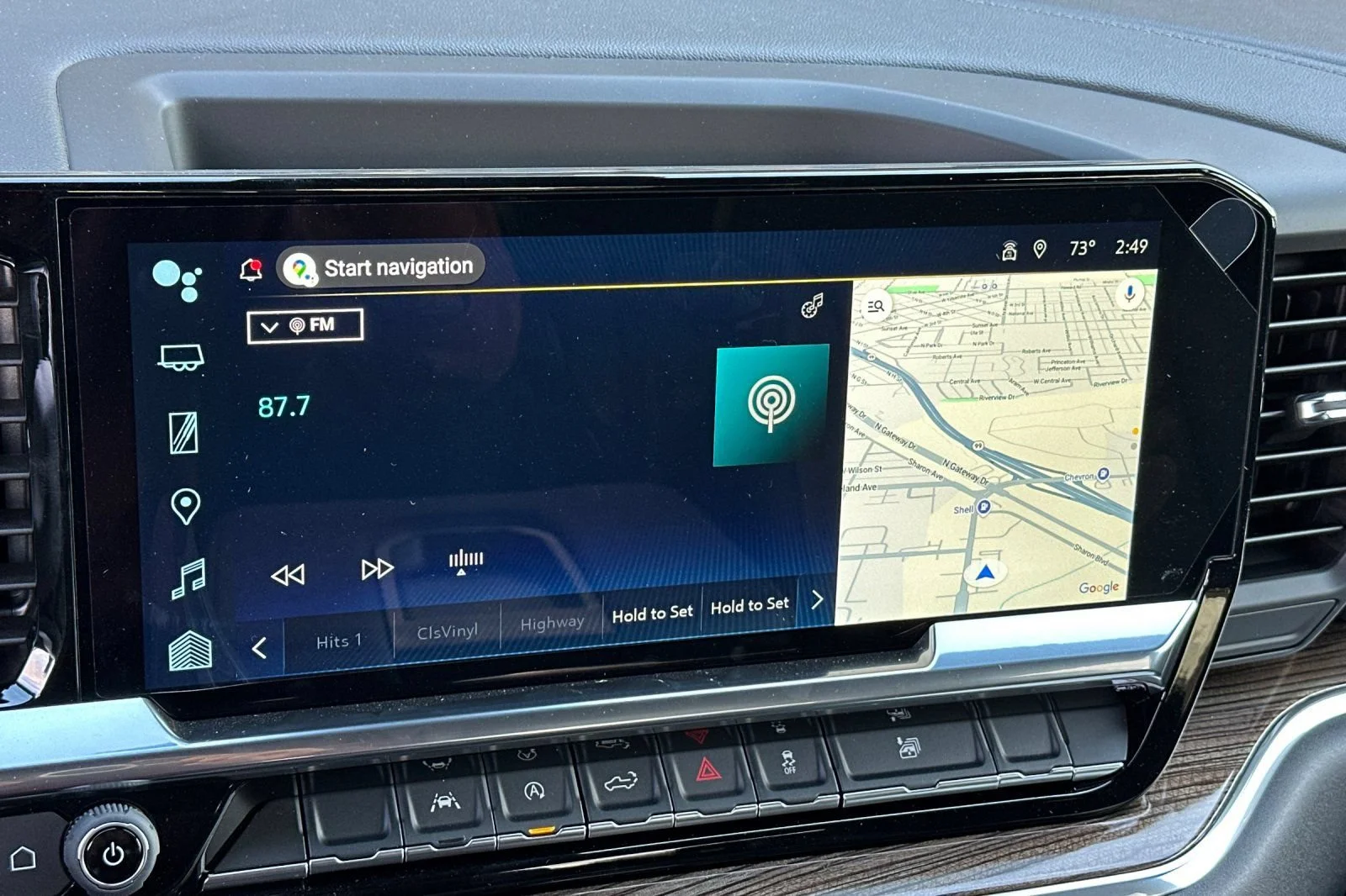 New 2025 Summit White Chevrolet LT (2FL) image 14