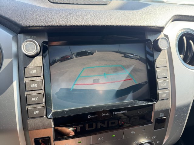 Used 2020  Toyota SR5 image 22