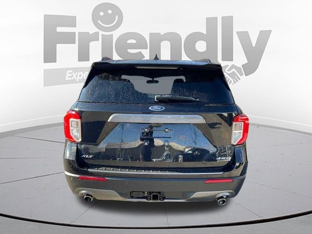 Used 2021 Black Ford XLT image 11