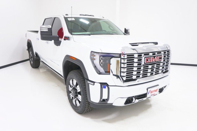 2026 GMC Sierra 2500HD Denali - Photo 3