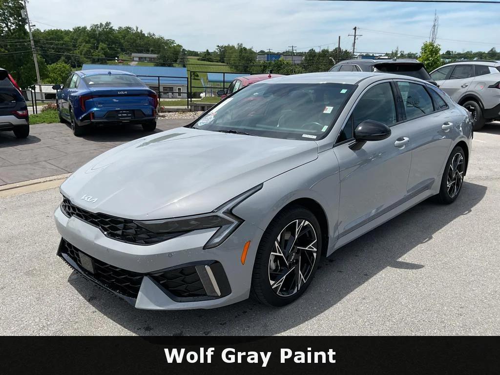 Used 2025 Wolf Gray Kia GT-Line image 4