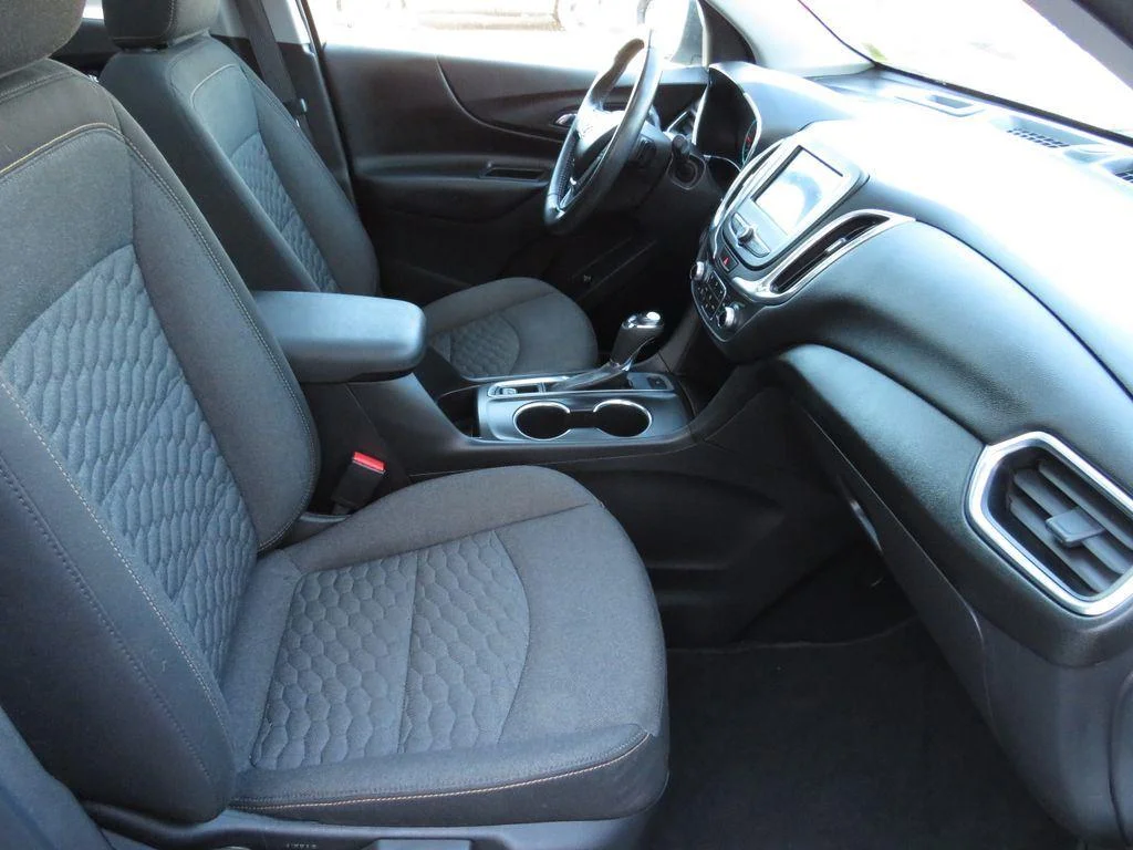Used 2020 Summit White Chevrolet LT image 23