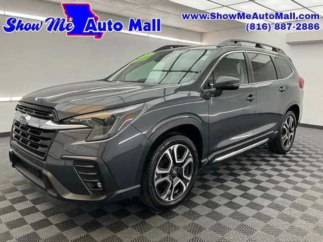 2023 Subaru Ascent Limited 7 Passenger's photo