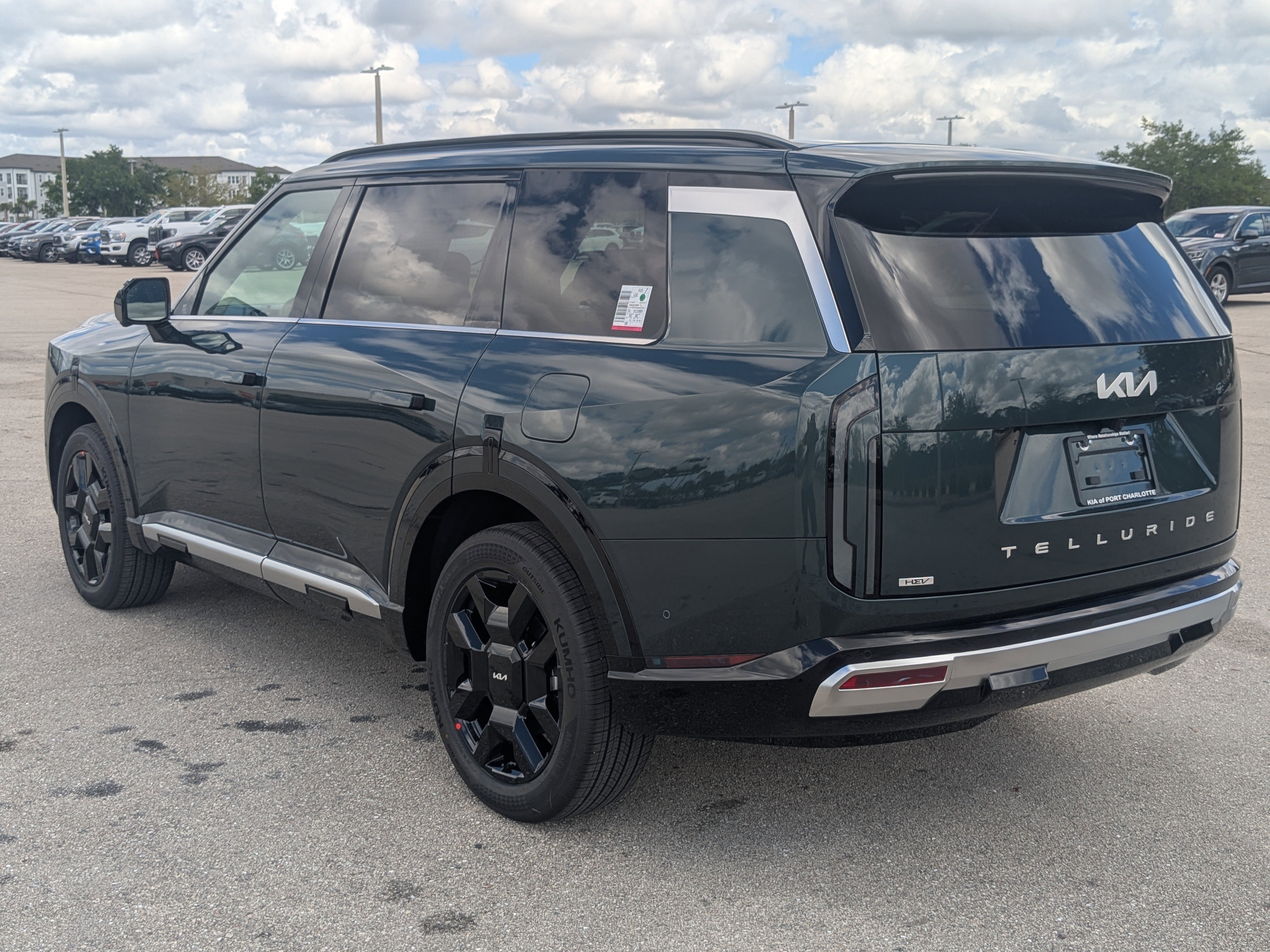New 2027 Black Jade Green Kia SX image 7