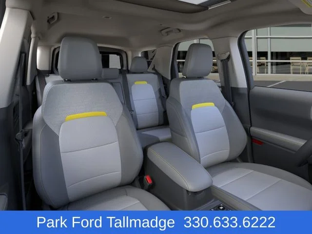New 2025 White Ford Badlands image 10