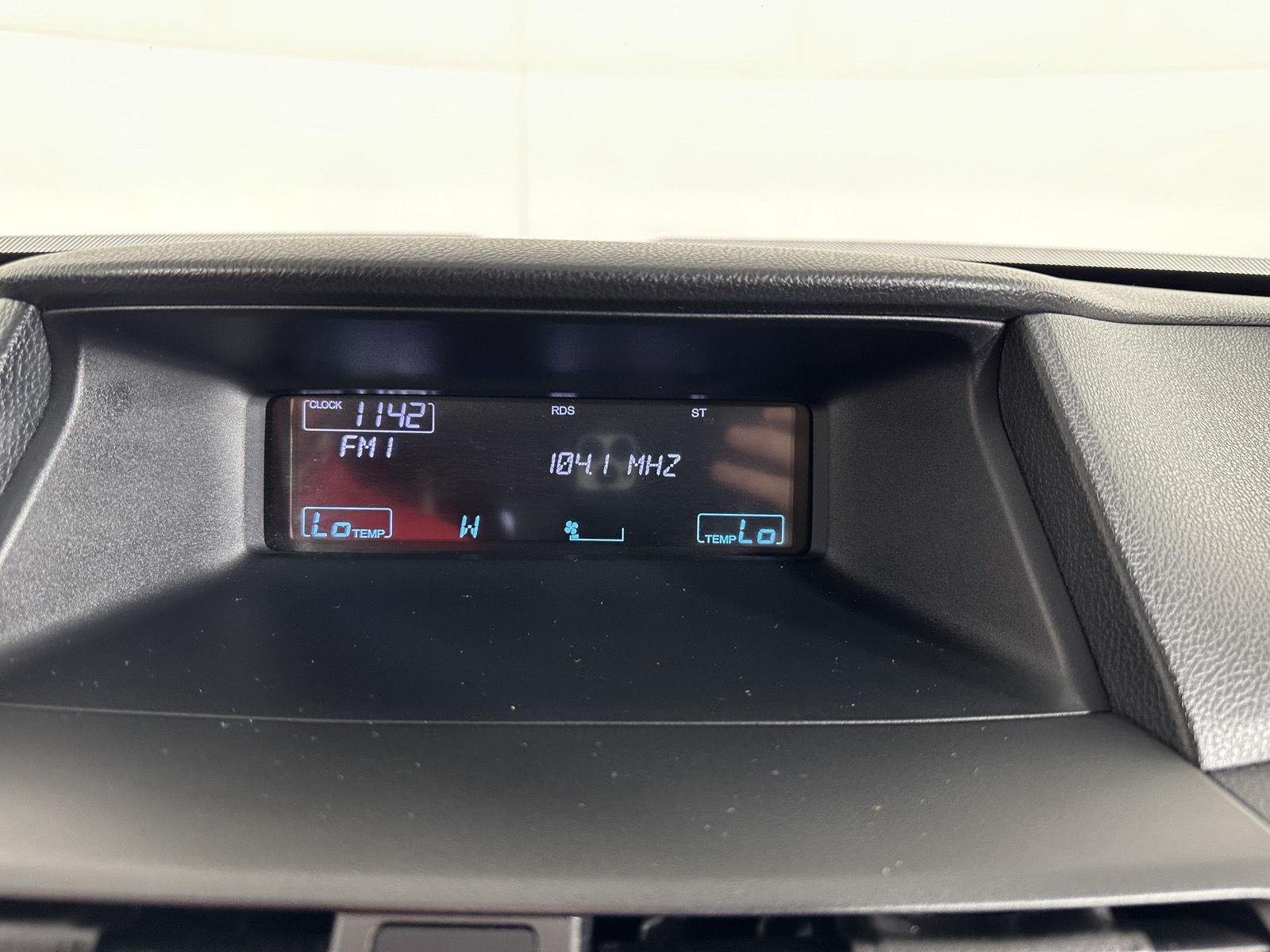Used 2009 Polished Metal Metallic Honda EX-L image 16