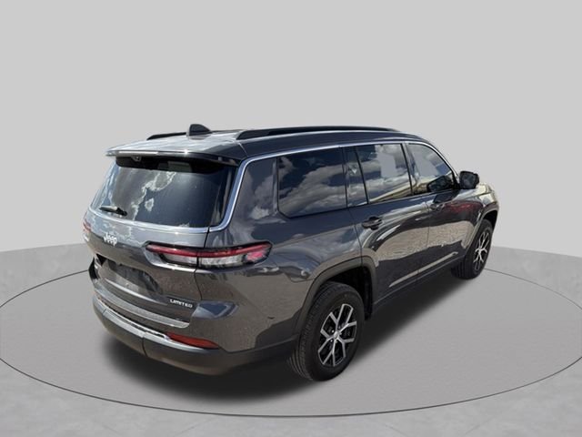 Used 2024 Gray Jeep Limited image 3