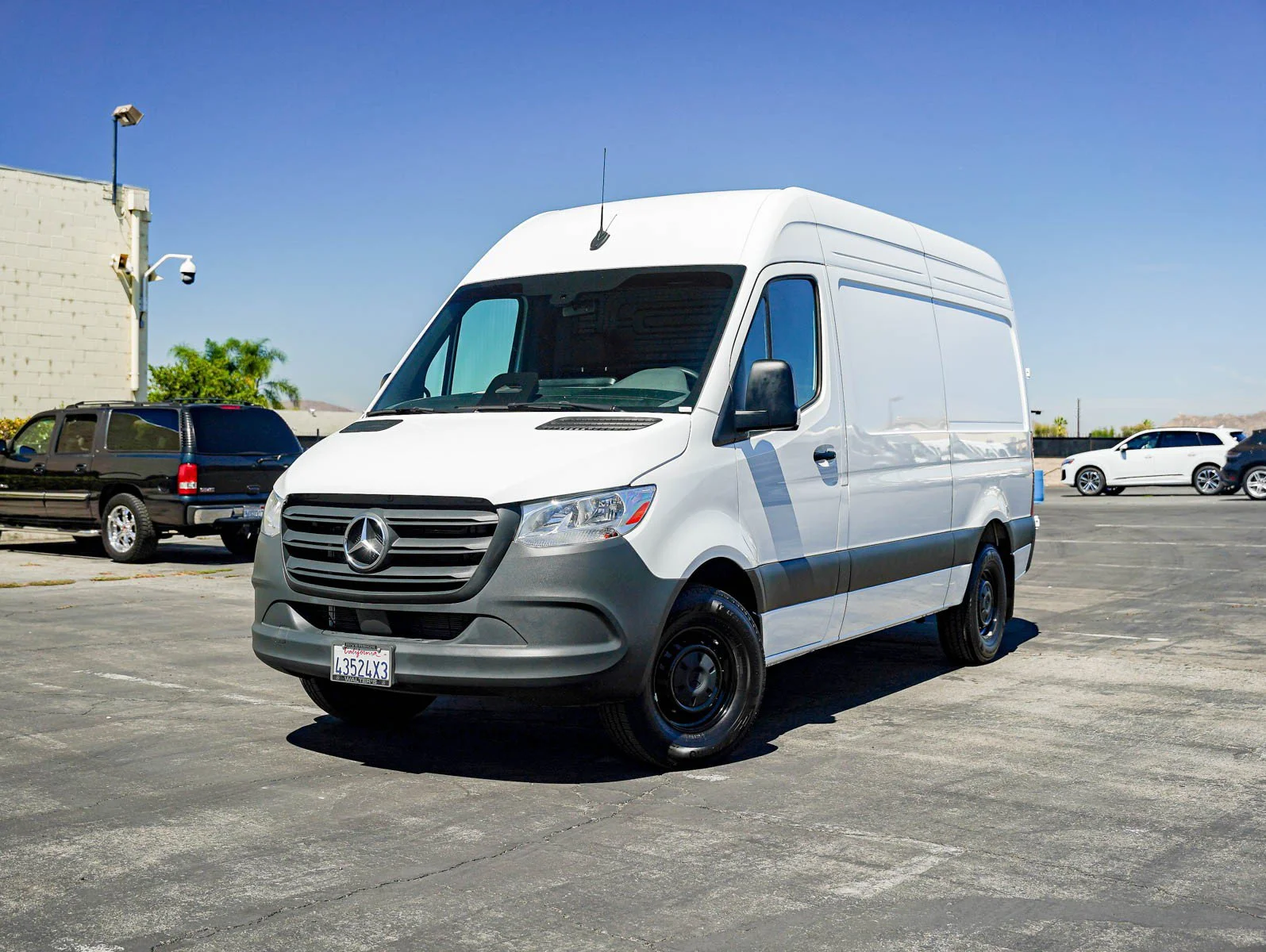 2025 Mercedes-Benz Sprinter Cargo Van