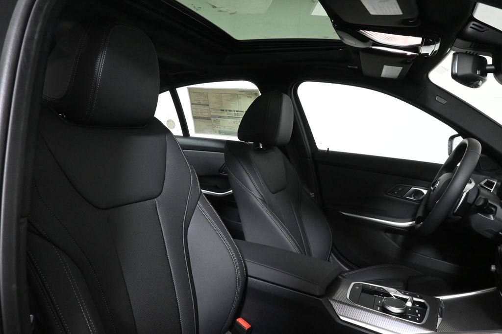 New 2026 Jet Black BMW 330i xDrive image 33