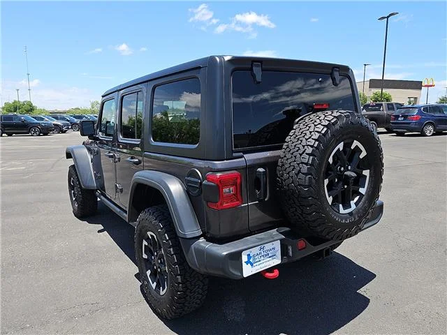 Used 2025 Gray Jeep Rubicon 4x4 image 3