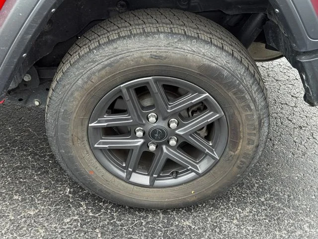 Used 2024 Red Jeep Sport S image 11
