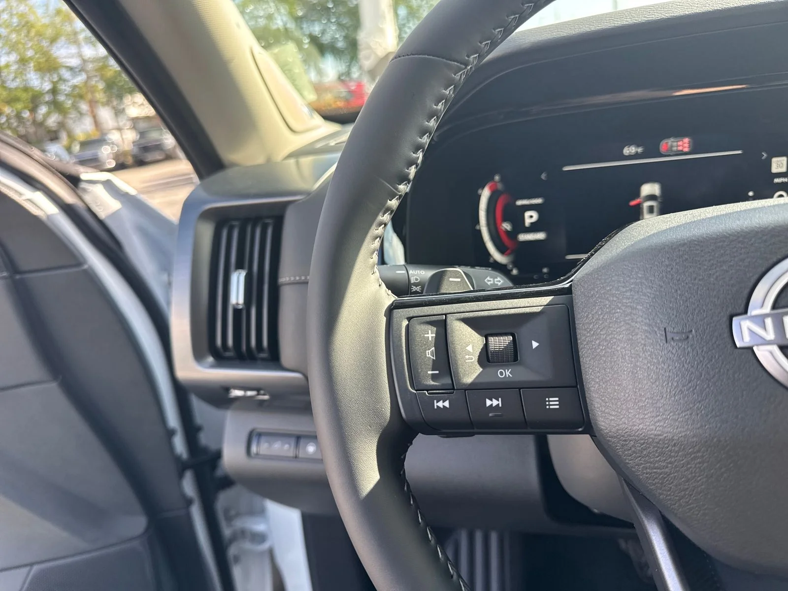 New 2026 Nissan Pathfinder SL 4D Sport Utility