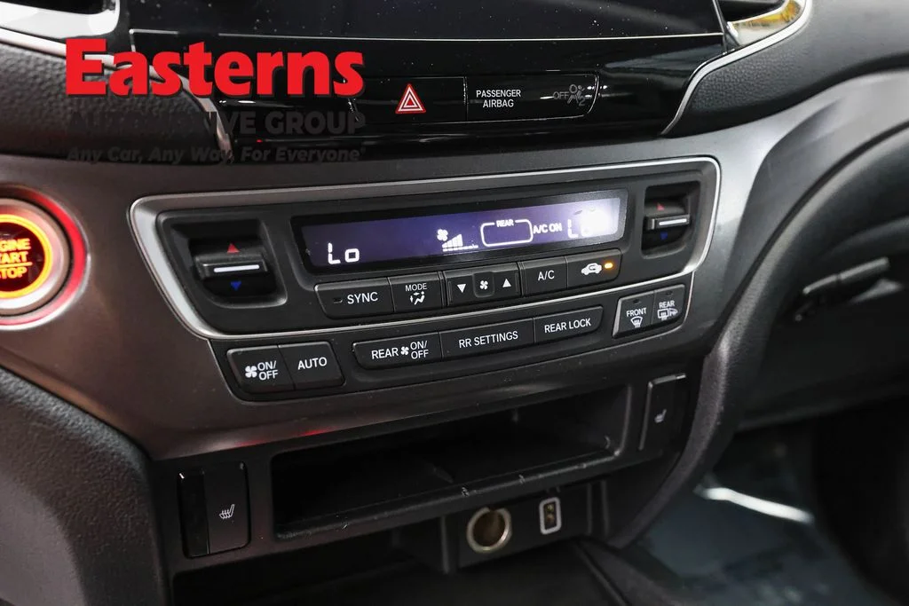 Used 2021 White Honda EX image 20