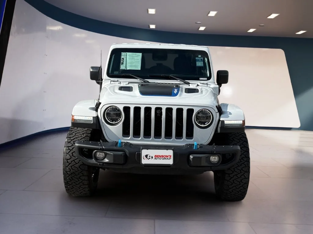 Used 2021 White Jeep Unlimited Rubicon 4xe image 8