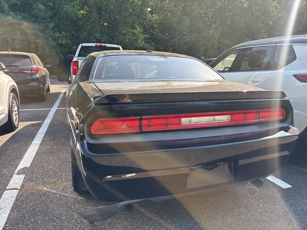 Used 2014 Black Dodge R/T image 12