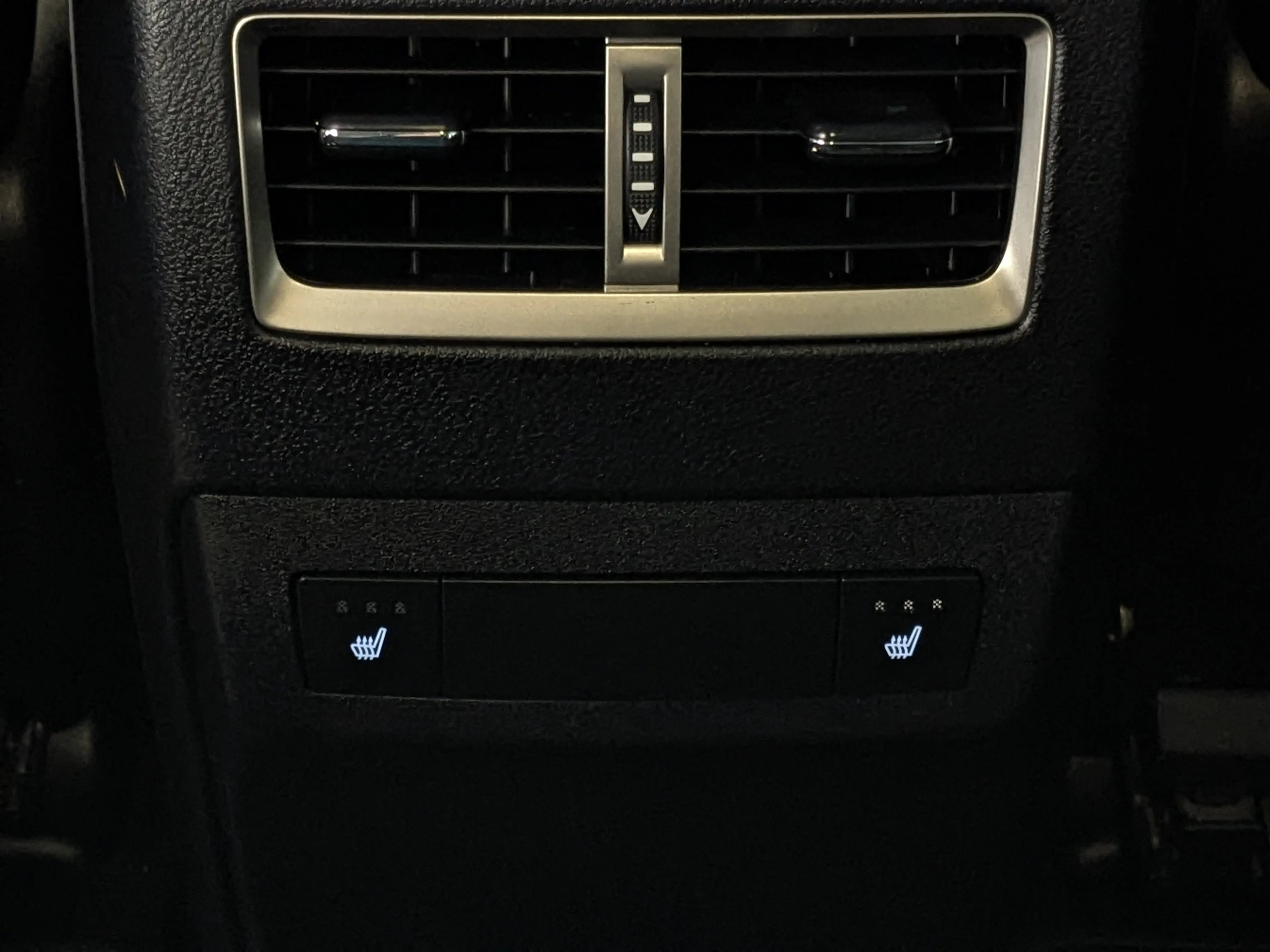 Used 2020 Silver Lexus RX 350 - 8 Touchscreen - Leather - Sunroof - image 32