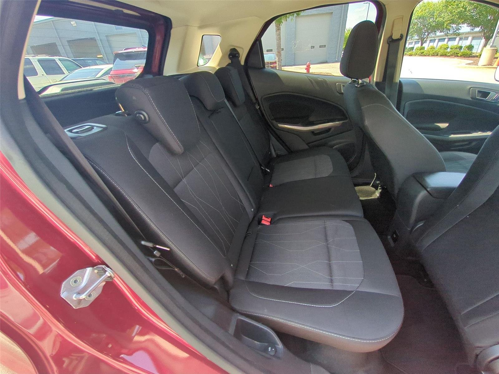 Used 2020 Ruby Red Metallic Tinted Clearcoat Ford SE image 36