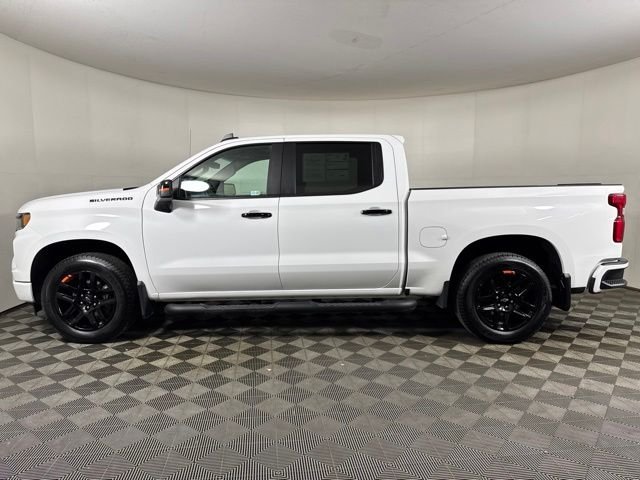 Used 2025 Summit White Chevrolet RST image 7