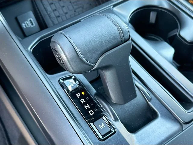 New 2025 Black Metallic Ford Tremor image 12