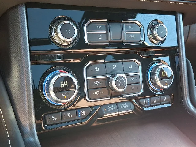 2023 GMC Yukon XL Denali Ultimate - Photo 19