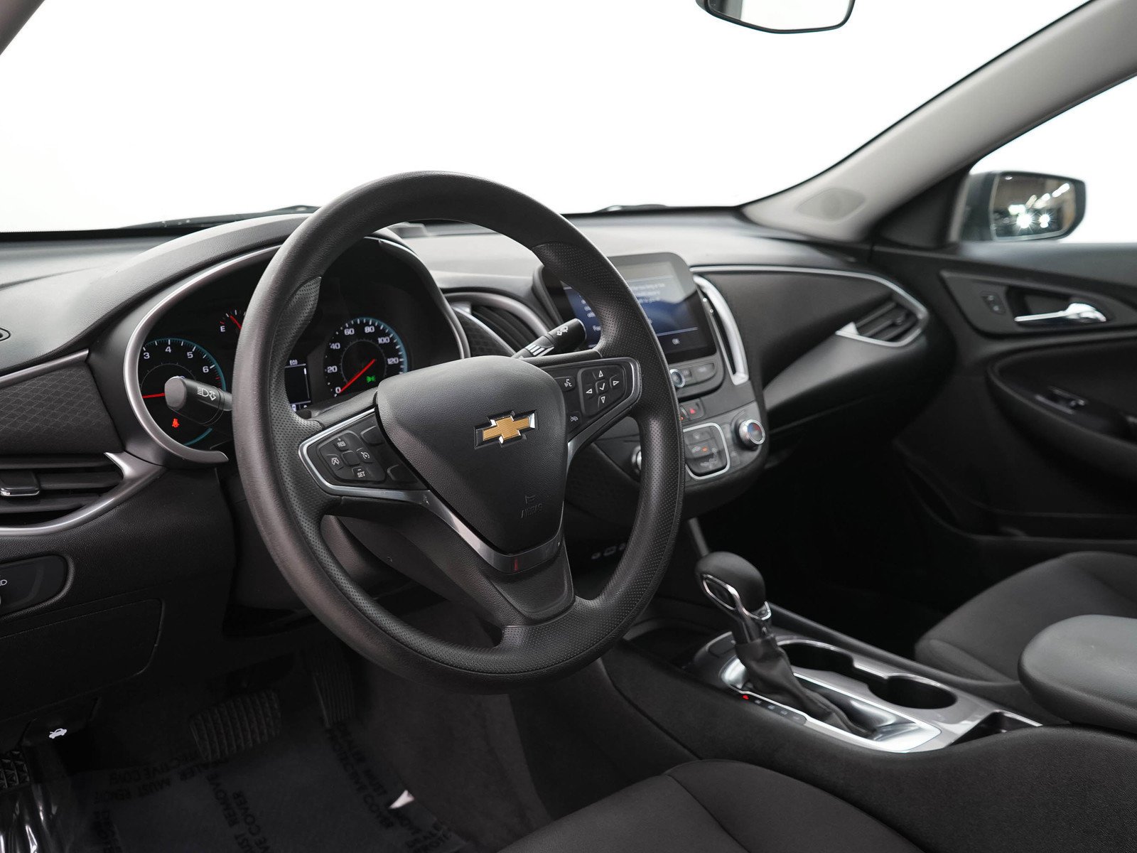 Used 2022 Silver Ice Metallic Chevrolet LS image 21