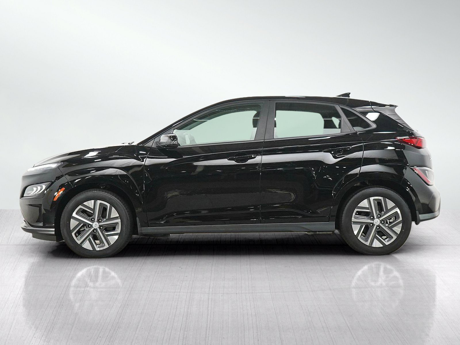 Certified 2023 Hyundai Kona EV Limited with VIN KM8K53AG8PU179703 for sale in Minneapolis, Minnesota