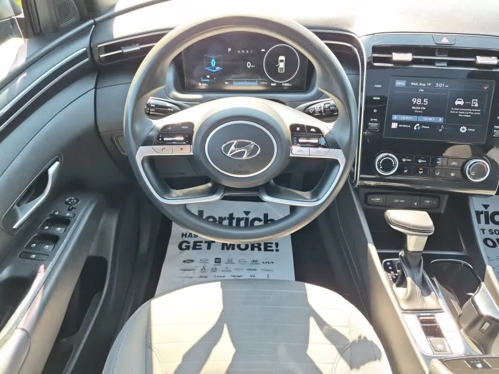 Used 2022 Phantom Black Hyundai SEL image 8